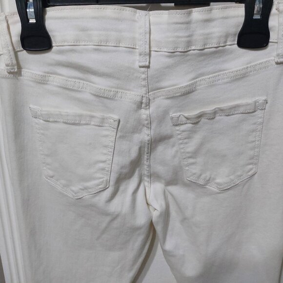 Liz Claiborne Sara Slim Leg Mid Rise Stretch Jean White 4P - Picture 4 of 12